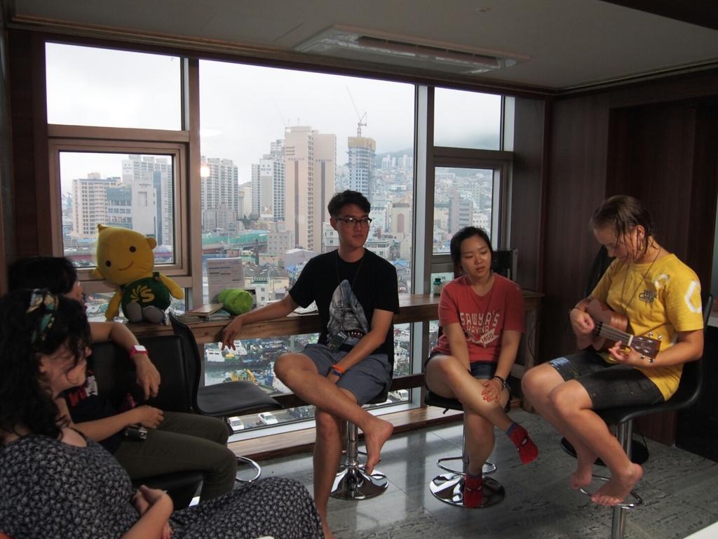 Aj House Vandrarhem Busan Exteriör bild