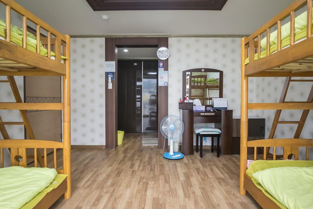 Aj House Vandrarhem Busan Exteriör bild