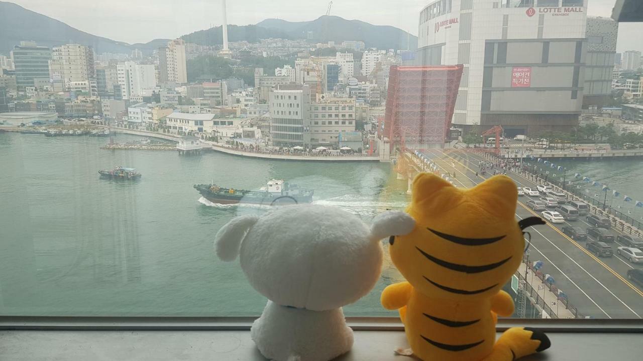 Aj House Vandrarhem Busan Exteriör bild